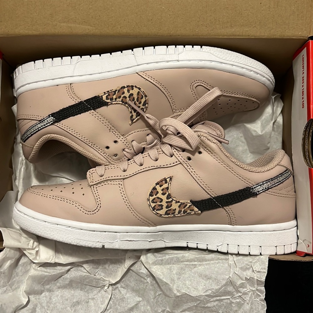 Nike Dunk Low SE